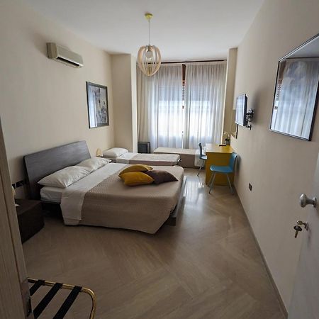 Napoli City Inn Eksteriør bilde