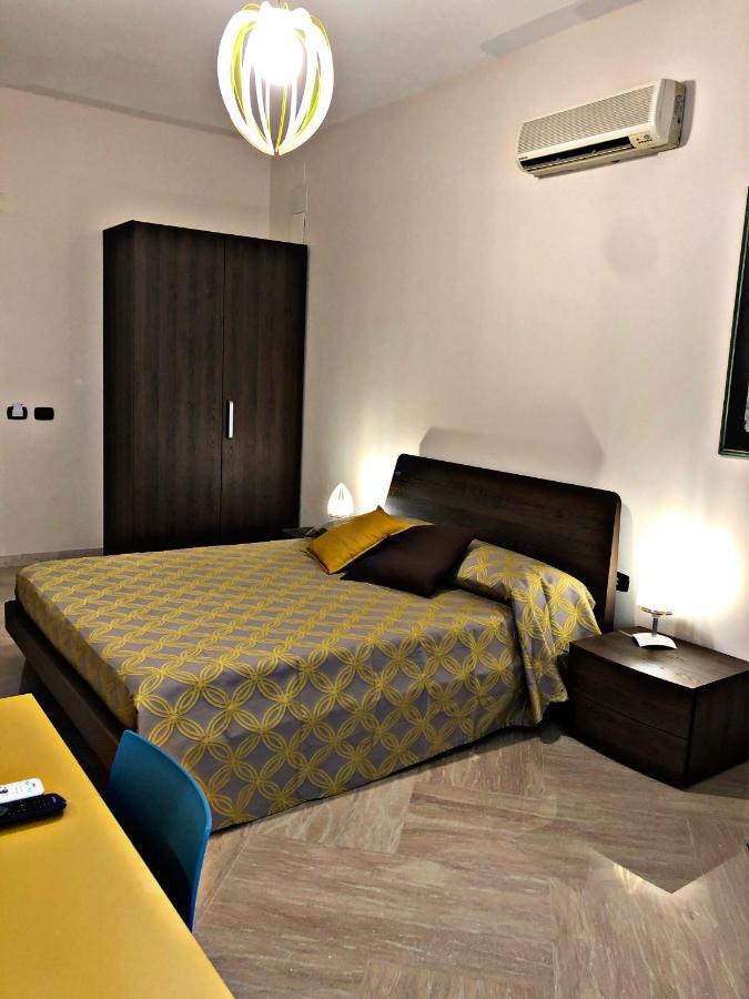 Napoli City Inn Eksteriør bilde